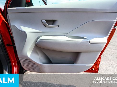 Used 2024 Hyundai Kona SEL image 46