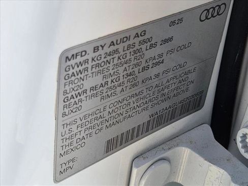 Certified 2025 Audi Q5 Premium w/ Premium Plus AWD/4WD image 25