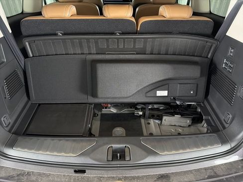 Certified 2026 INFINITI QX80 Luxe w/ Cargo Package image 9