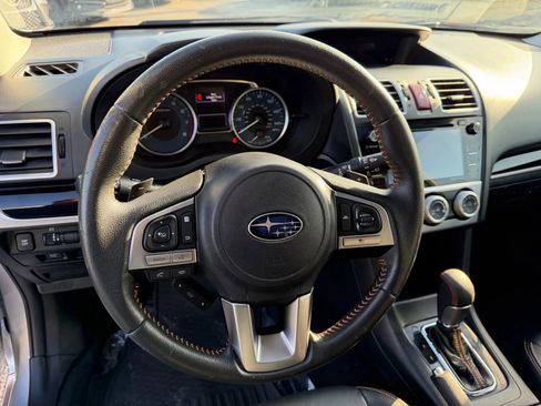 Used 2017 Subaru Crosstrek 2.0i Limited image 37