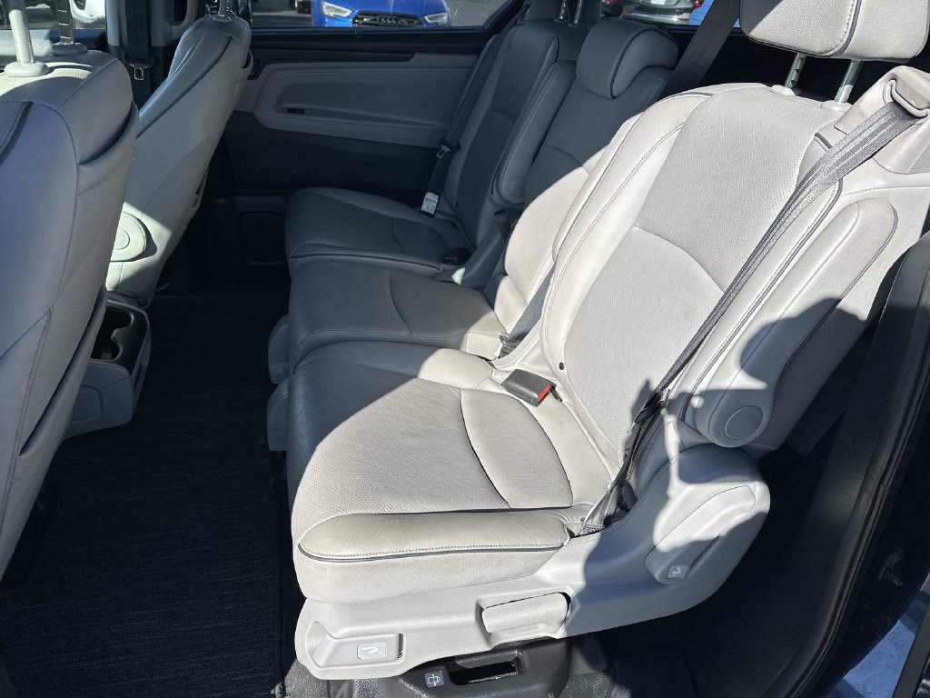 Used 2023 Honda Odyssey Elite image 12