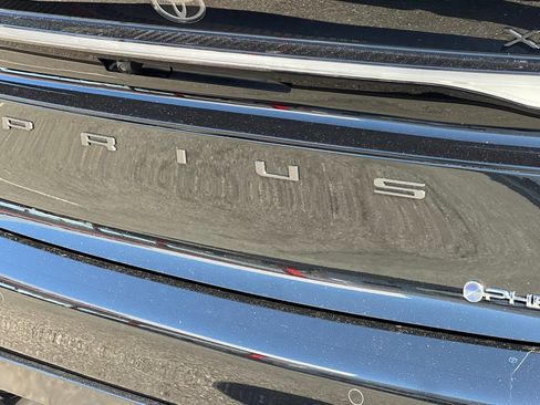 New 2026 Toyota Prius Plug-In Hybrid image 32