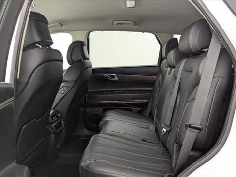 Used 2024 Genesis GV80 2.5T AWD/4WD image 17