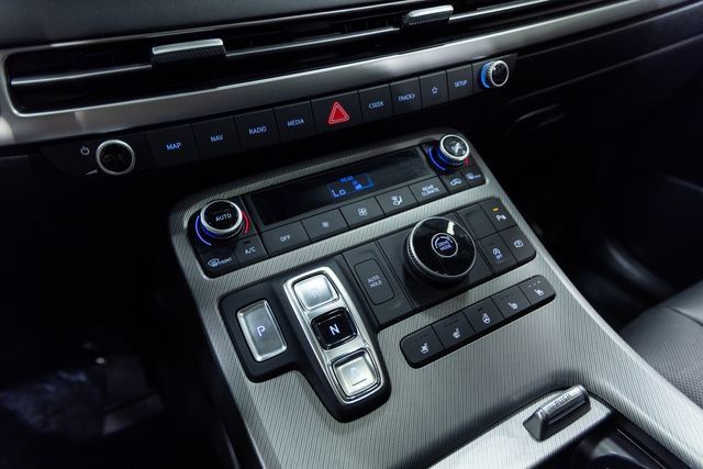 Used 2025 Hyundai Palisade SEL FWD image 19