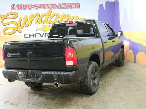 Used 2019 RAM 1500 Classic SLT w/ Black Appearance Group AWD/4WD image 4