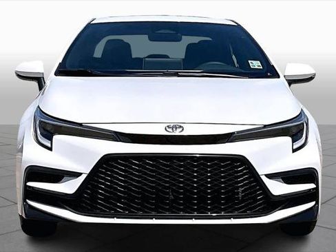 Certified 2025 Toyota Corolla SE w/ SE Premium Package image 4