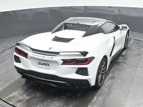 Used 2023 Chevrolet Corvette Stingray Premium Conv w/ Z51 Performance Package image 28