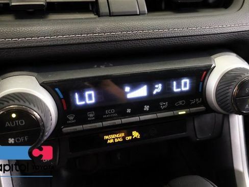 Certified 2022 Toyota RAV4 LE AWD/4WD image 24