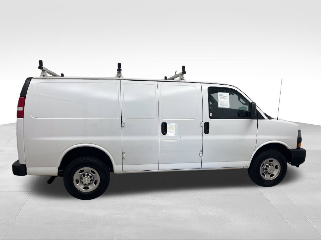 Used 2023 Chevrolet Express 2500 w/ Driver Convenience Package RWD image 6
