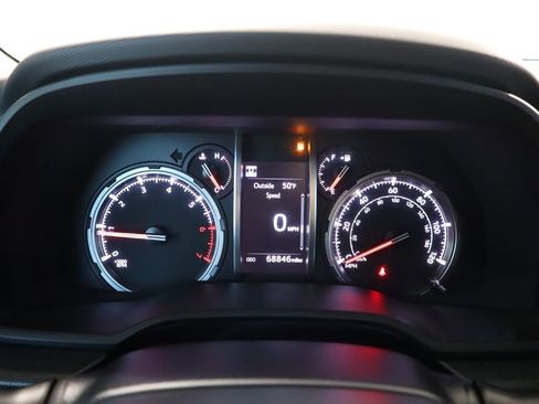 Used 2021 Toyota 4Runner TRD Off-Road image 34