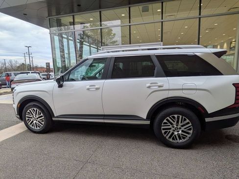 Certified 2026 Hyundai Palisade SEL FWD image 2