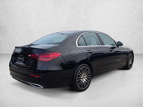 Used 2023 Mercedes-Benz C 300 Sedan image 3