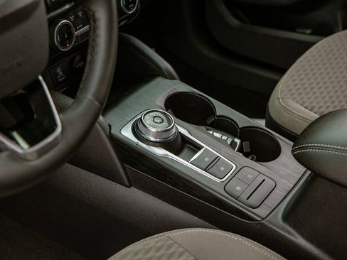 Used 2022 Ford Escape SE w/ Convenience Package image 14