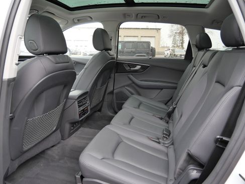 Used 2023 Audi Q7 3.0T Premium Plus w/ Premium Plus Package image 13