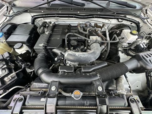 Used 2019 Nissan Frontier S image 24