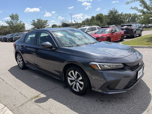 Used 2023 Honda Civic LX image 3