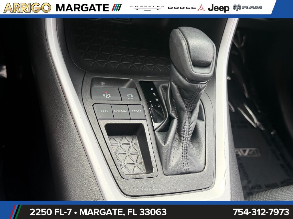 Used 2023 Toyota RAV4 LE FWD image 26
