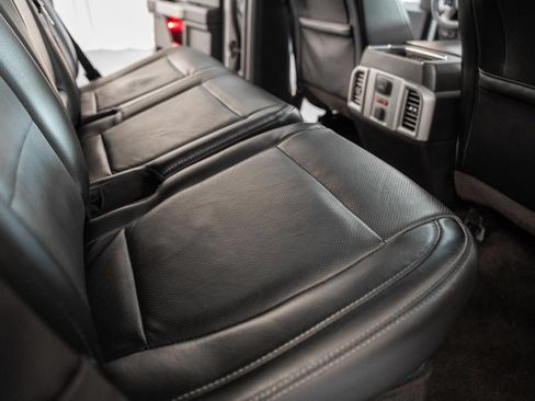 Used 2016 Ford F150 Lariat w/ Equipment Group 502A Luxury AWD/4WD image 38
