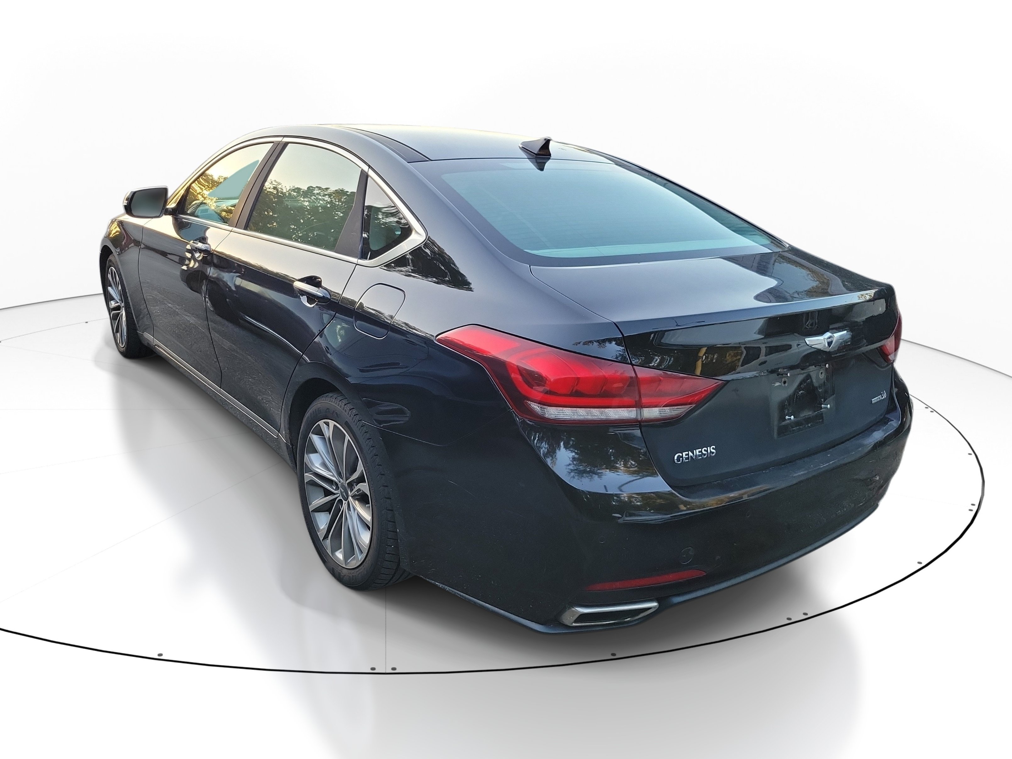 Used 2015 Hyundai Genesis 3.8 w/ Option Group 04 AWD/4WD image 4