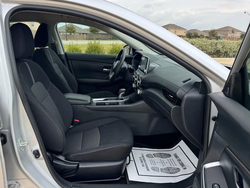 Used 2023 Nissan Sentra SV image 33