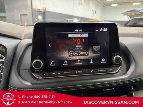 Certified 2023 Nissan Rogue SV FWD image 16