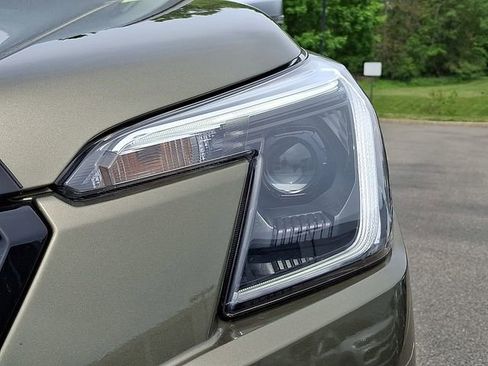 Used 2024 Subaru Forester Touring AWD/4WD image 9