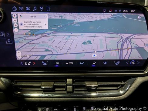 Used 2026 Chevrolet Equinox EV RS w/ LPO, All-Weather Mat Package FWD image 21