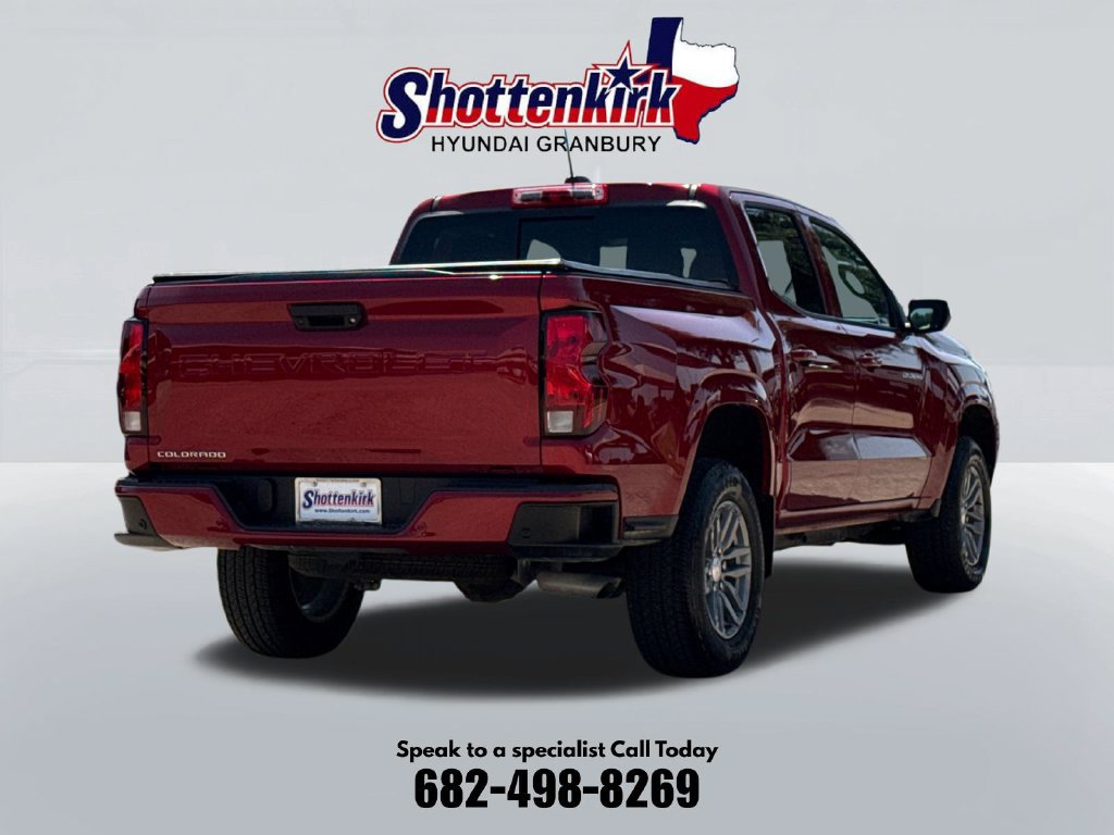 Used 2025 Chevrolet Colorado LT RWD image 6