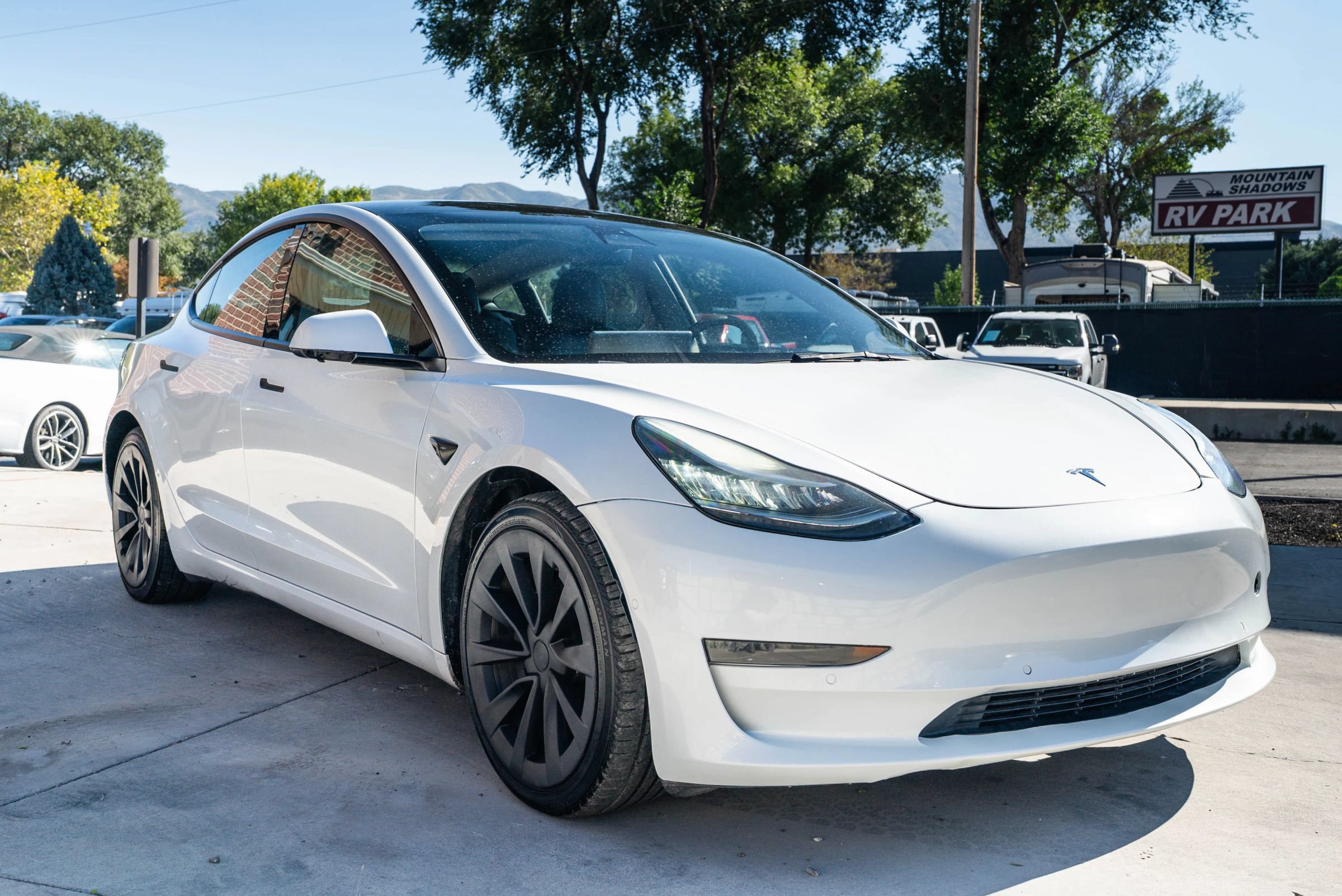 Used 2022 Tesla Model 3 Long Range AWD/4WD image 12