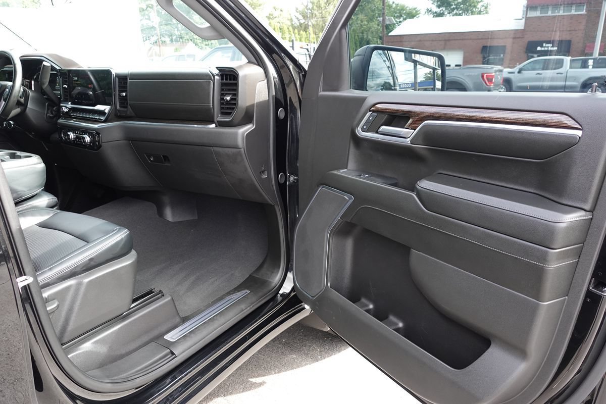 Used 2024 GMC Sierra 1500 Elevation AWD/4WD image 33