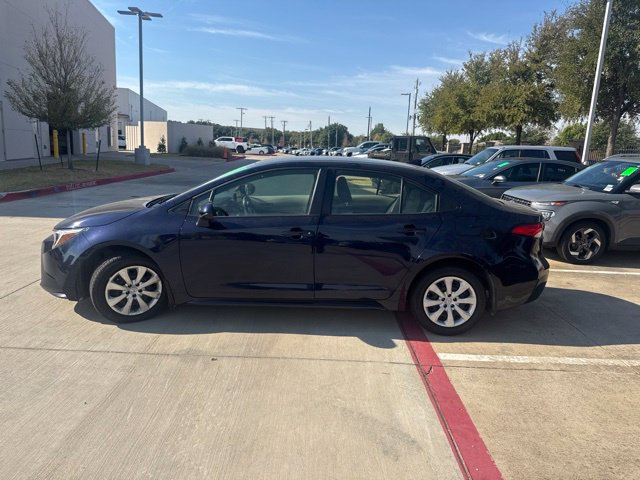 Used 2026 Toyota Corolla LE FWD image 6