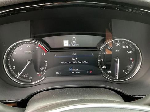 Used 2025 Cadillac XT5 Premium Luxury image 12