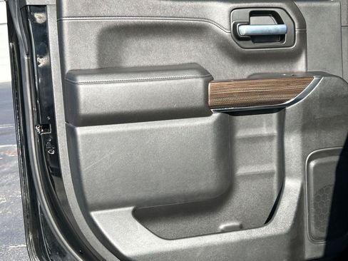 Used 2021 Chevrolet Silverado 1500 LT Trail Boss w/ Convenience Package II AWD/4WD image 37