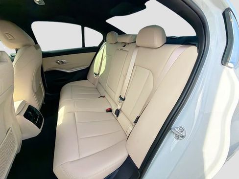 Used 2021 BMW 330i Sedan w/ Premium Package image 20