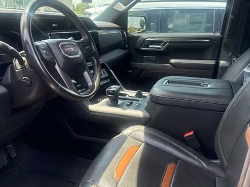 Used 2022 GMC Sierra 1500 AT4 w/ AT4 Premium Package AWD/4WD image 18