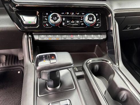 Used 2023 GMC Sierra 1500 AT4X AWD/4WD image 22