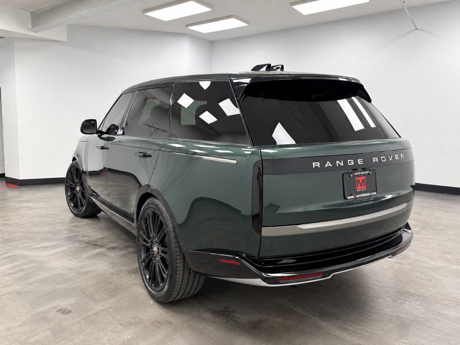 Used 2023 Land Rover Range Rover Long Wheelbase SE AWD/4WD image 7