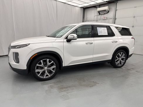 Used 2022 Hyundai Palisade SEL w/ Convenience Package AWD/4WD image 3
