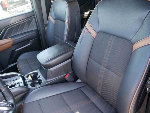 Used 2024 GMC Canyon AT4 w/ Canyon Safety Plus Package AWD/4WD image 29
