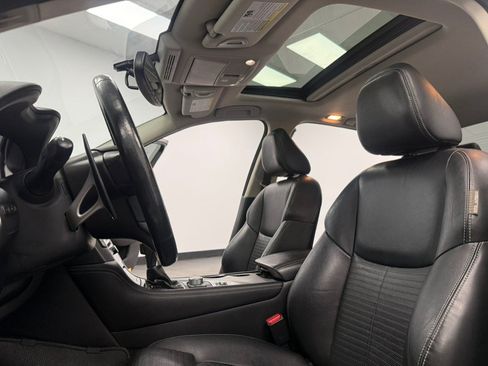 Used 2015 INFINITI Q50 AWD w/ Navigation Package image 41