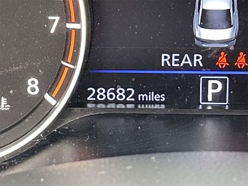 Used 2025 Nissan Altima 2.5 SR w/ SR Premium Package image 23