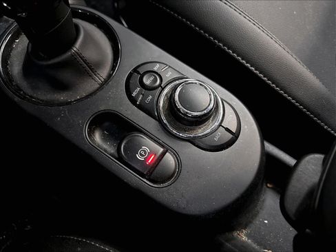 Used 2024 MINI Cooper SE FWD image 36