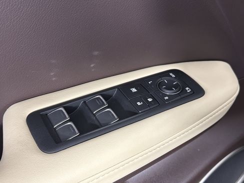 Used 2019 Lexus RX 450h AWD w/ Navigation Package image 8