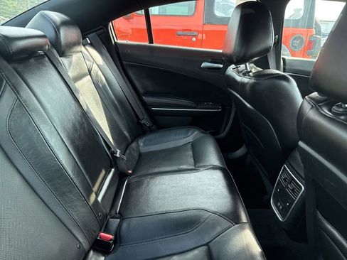 Used 2022 Dodge Charger SXT w/ Leather Interior Group RWD image 13