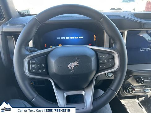 New 2025 Ford Bronco Outer Banks AWD/4WD image 61