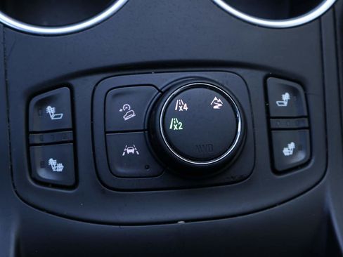 Used 2021 GMC Terrain SLT image 17