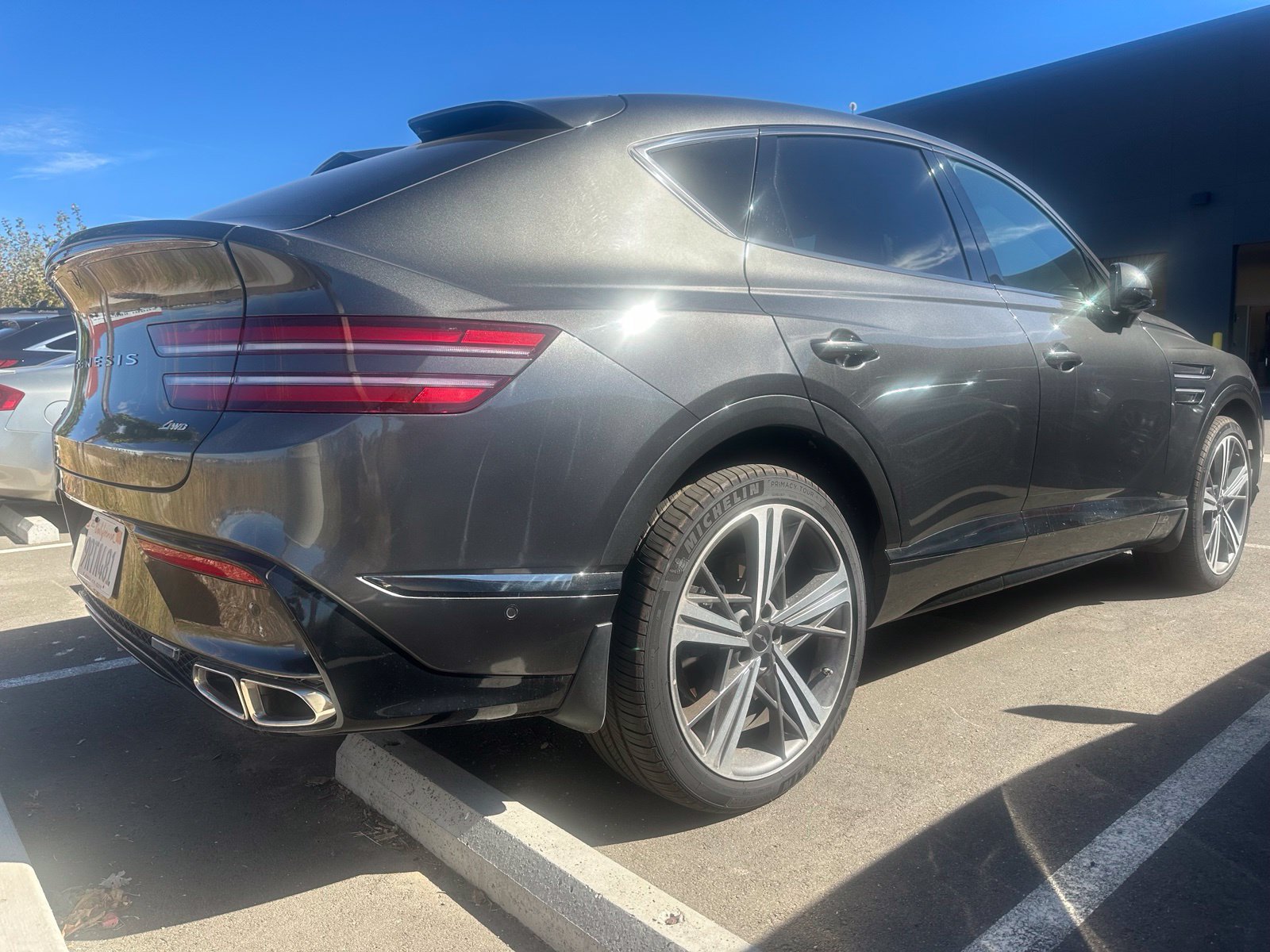 Used 2025 Genesis GV80 3.5T e-SC AWD/4WD image 3