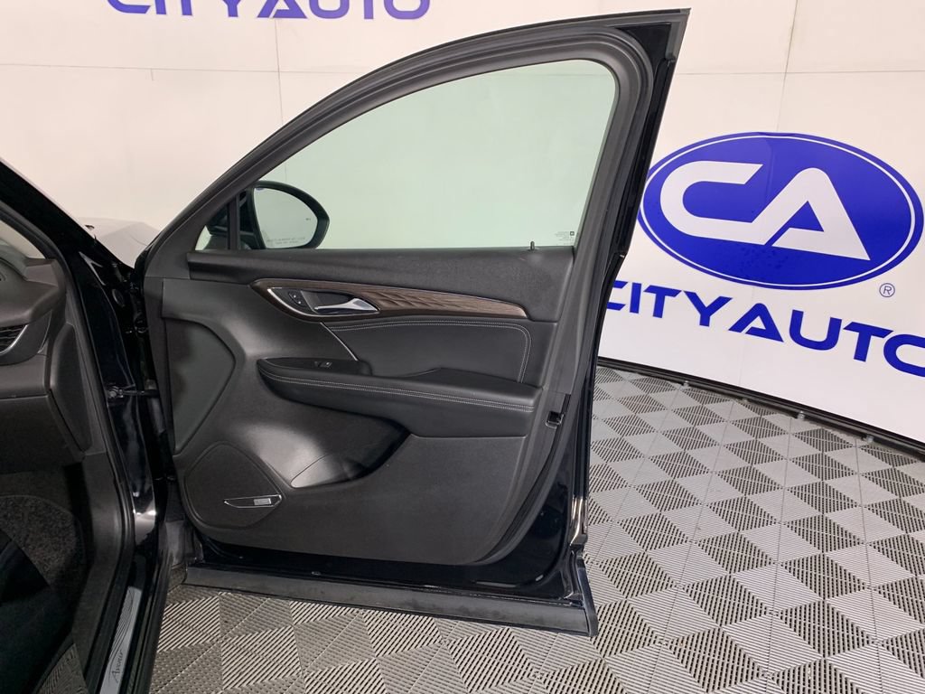 Used 2023 Buick Envision Avenir FWD image 39