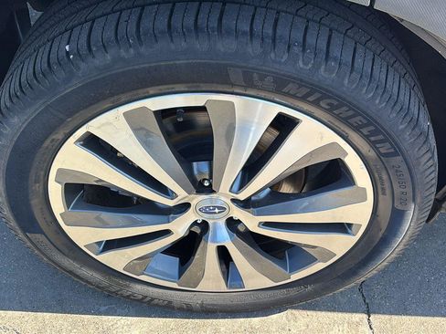 Used 2020 Subaru Ascent Limited w/ Technology Package AWD/4WD image 10