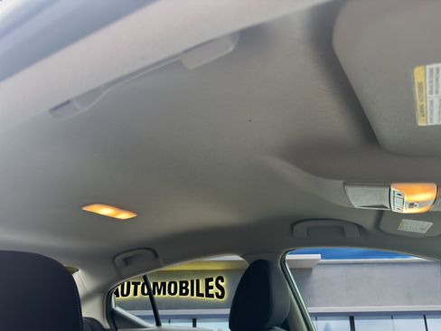 Used 2020 Nissan Sentra S image 26